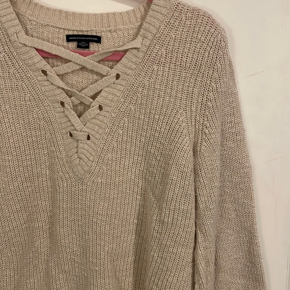 Large American Eagle Outfitters Oatmeal Crisscross Sweater